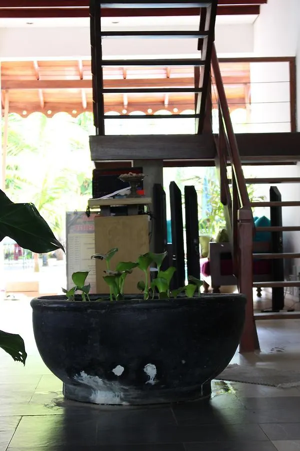Hotel Villa Kapuru Negombo
