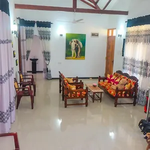 Rodrigo's & Restaurant Guest house
