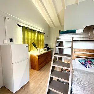 Guest house Guava Shores