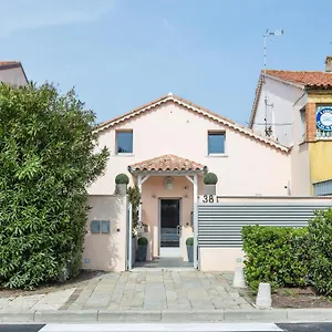 https://maison-d-orange-chambres.fr-provencehotel.com